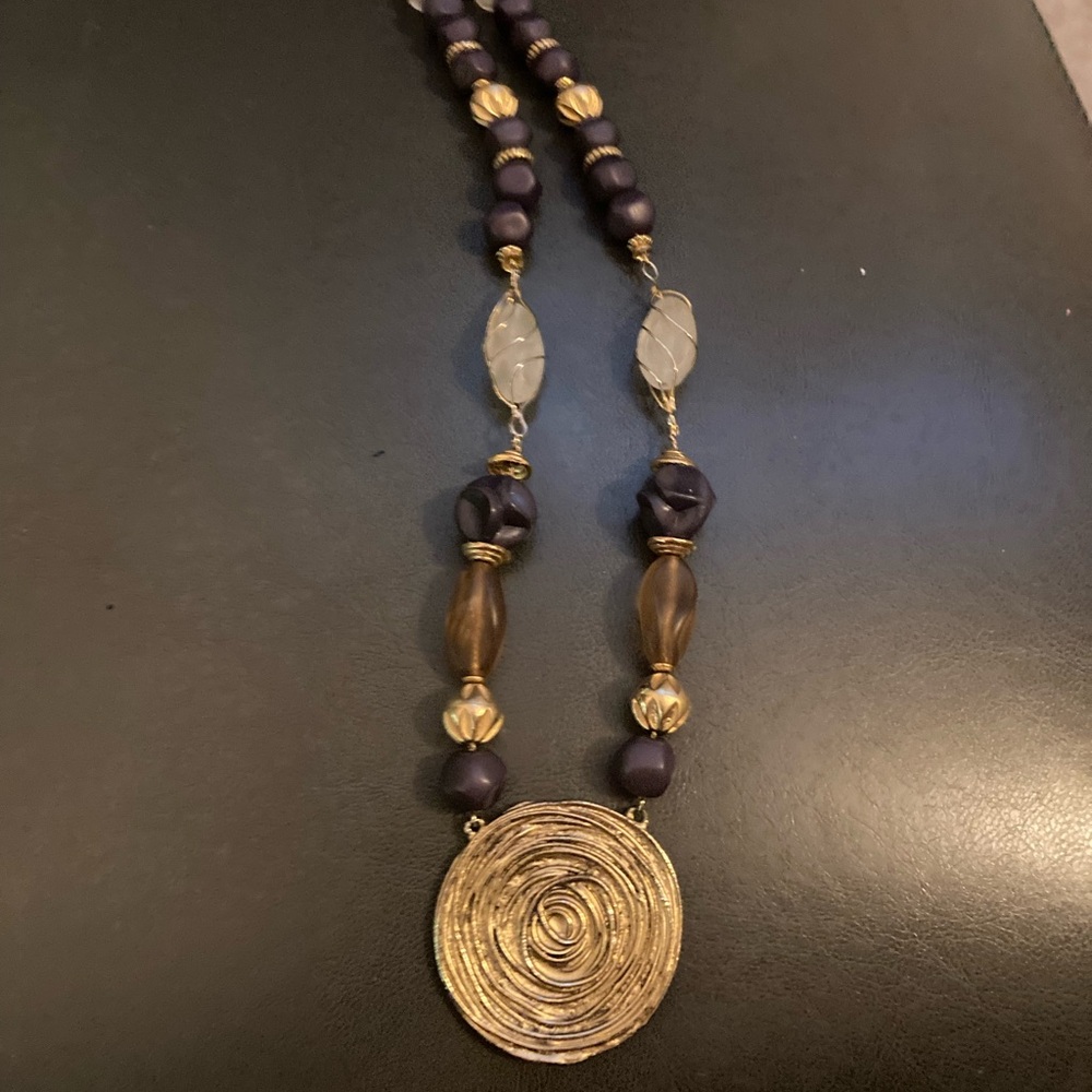 Vintage Gold Tone Boho Pendant Necklace earth tone